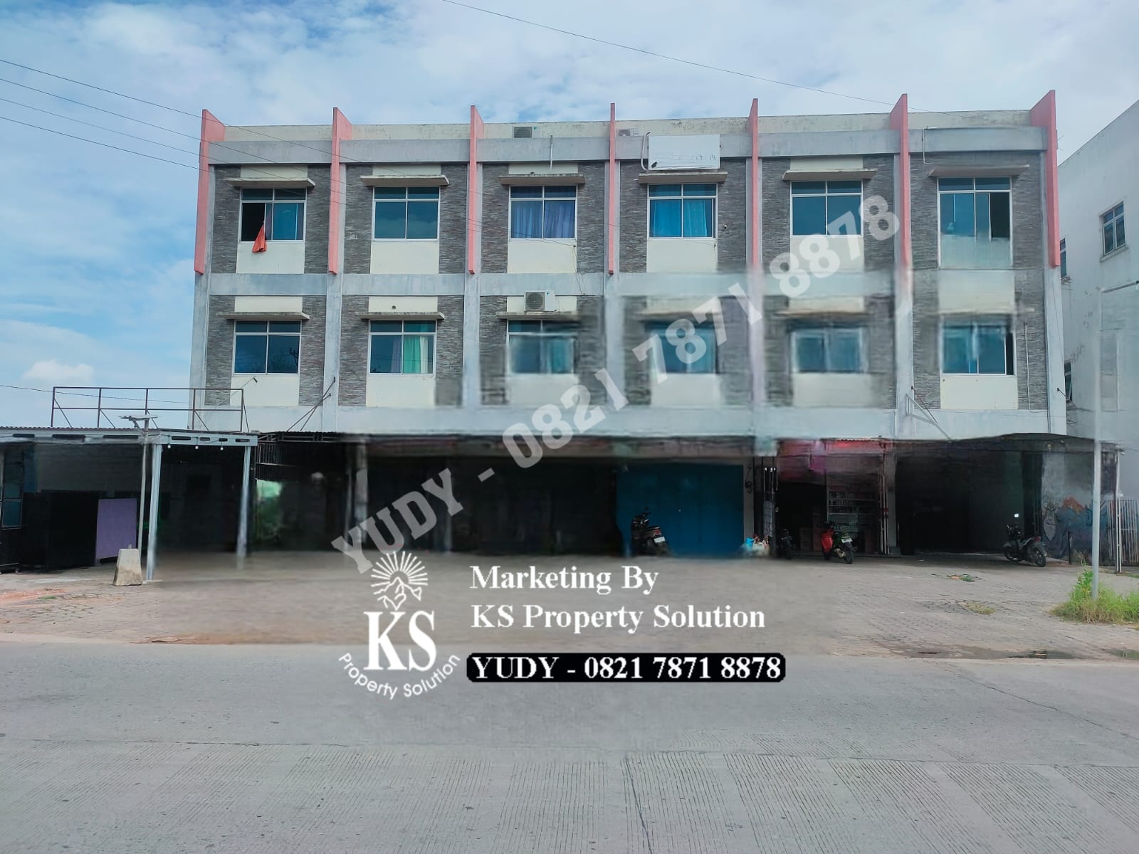 WhatsApp Image 2025-01-08 at 9.43.41 PM (1)